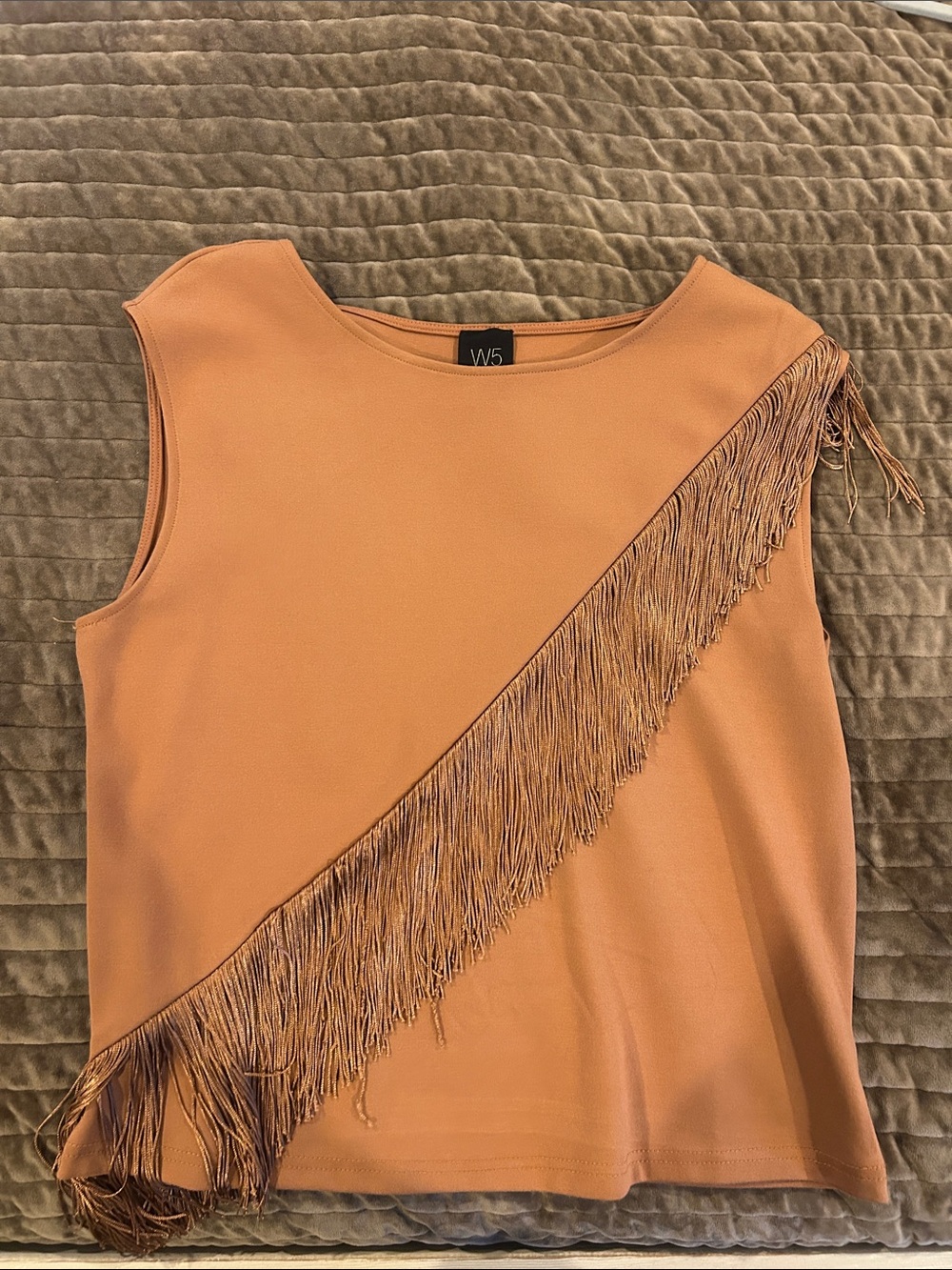 W5 Diagonal Fringe Sleeveless Top in Peachy Camel